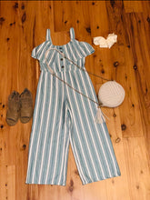 Load image into Gallery viewer, Bestie Striped Jumper
